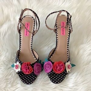 Betsey Johnson Ines Heels. Size 9.5